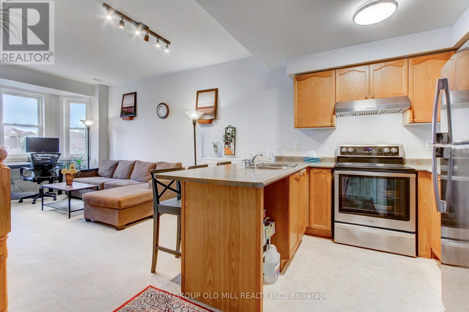 #167 760 LAWRENCE AVENUE W - 9