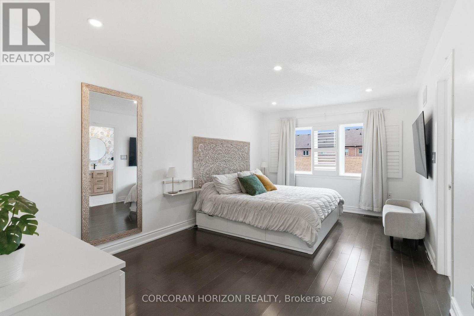 3216 ROBERT BROWN BOULEVARD - 24