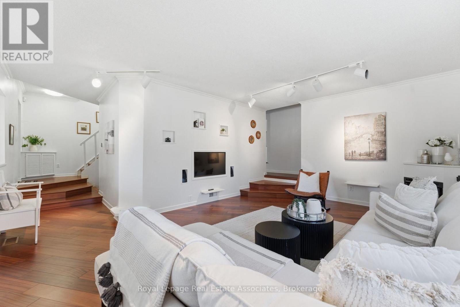 12 WENONAH DRIVE - Image 12
