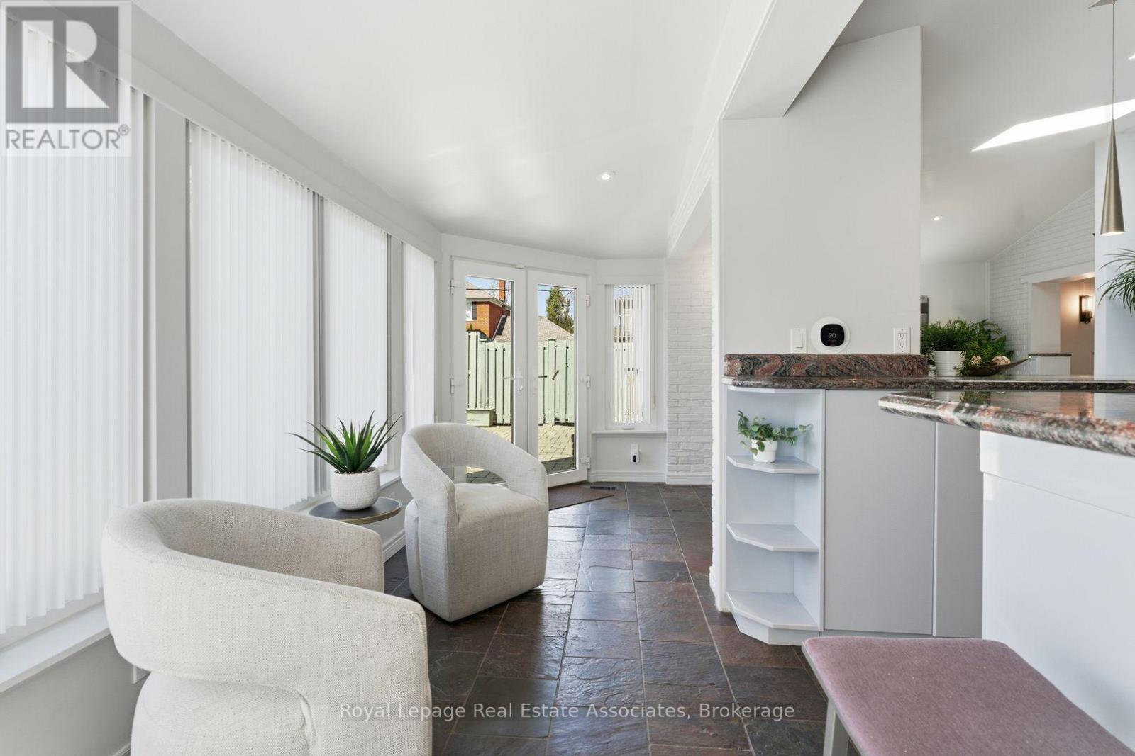 12 WENONAH DRIVE - Image 22