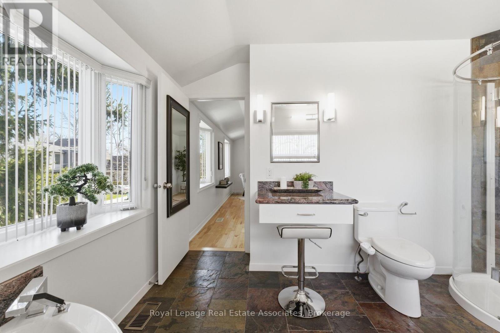 12 WENONAH DRIVE - Image 37