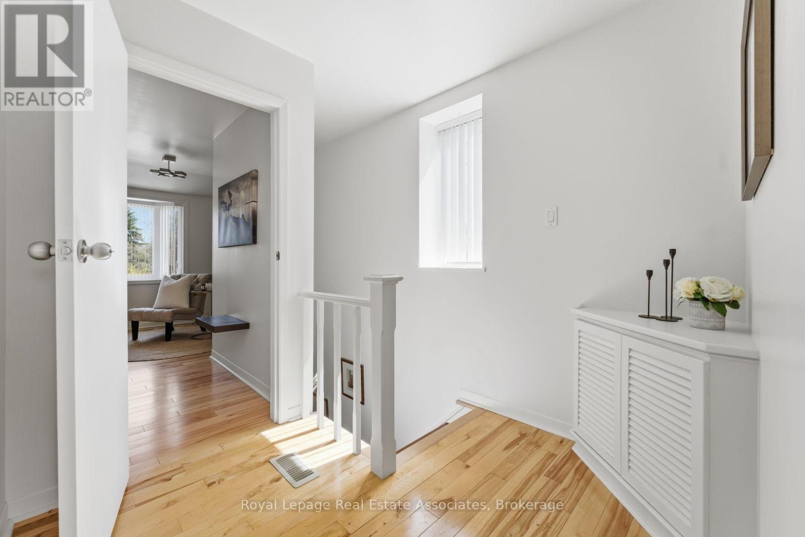 12 WENONAH DRIVE - Image 38