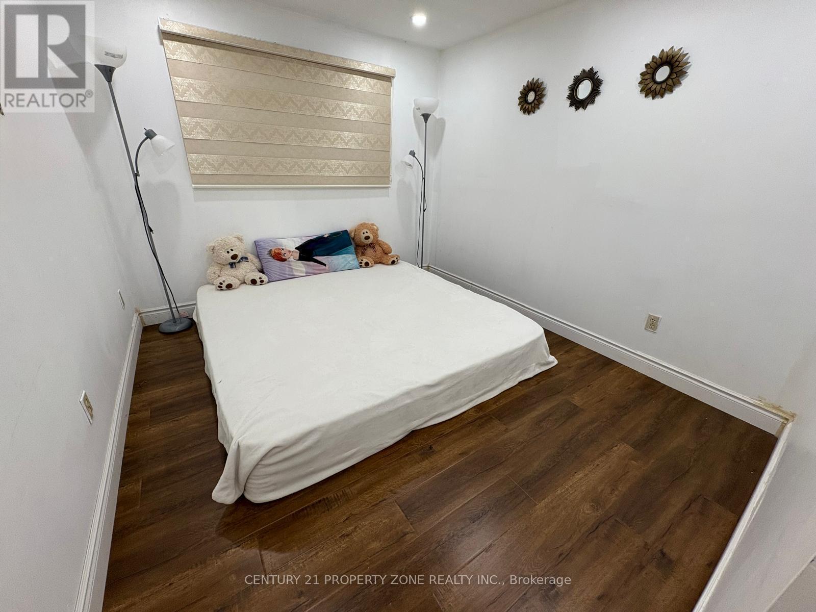 244 ROYAL SALISBURY WAY - Image 25