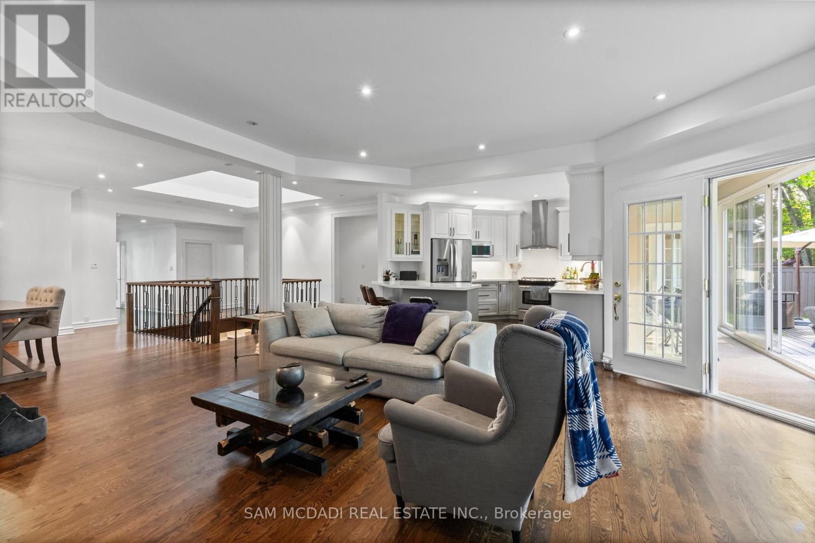 1195 CRESTDALE ROAD - 11