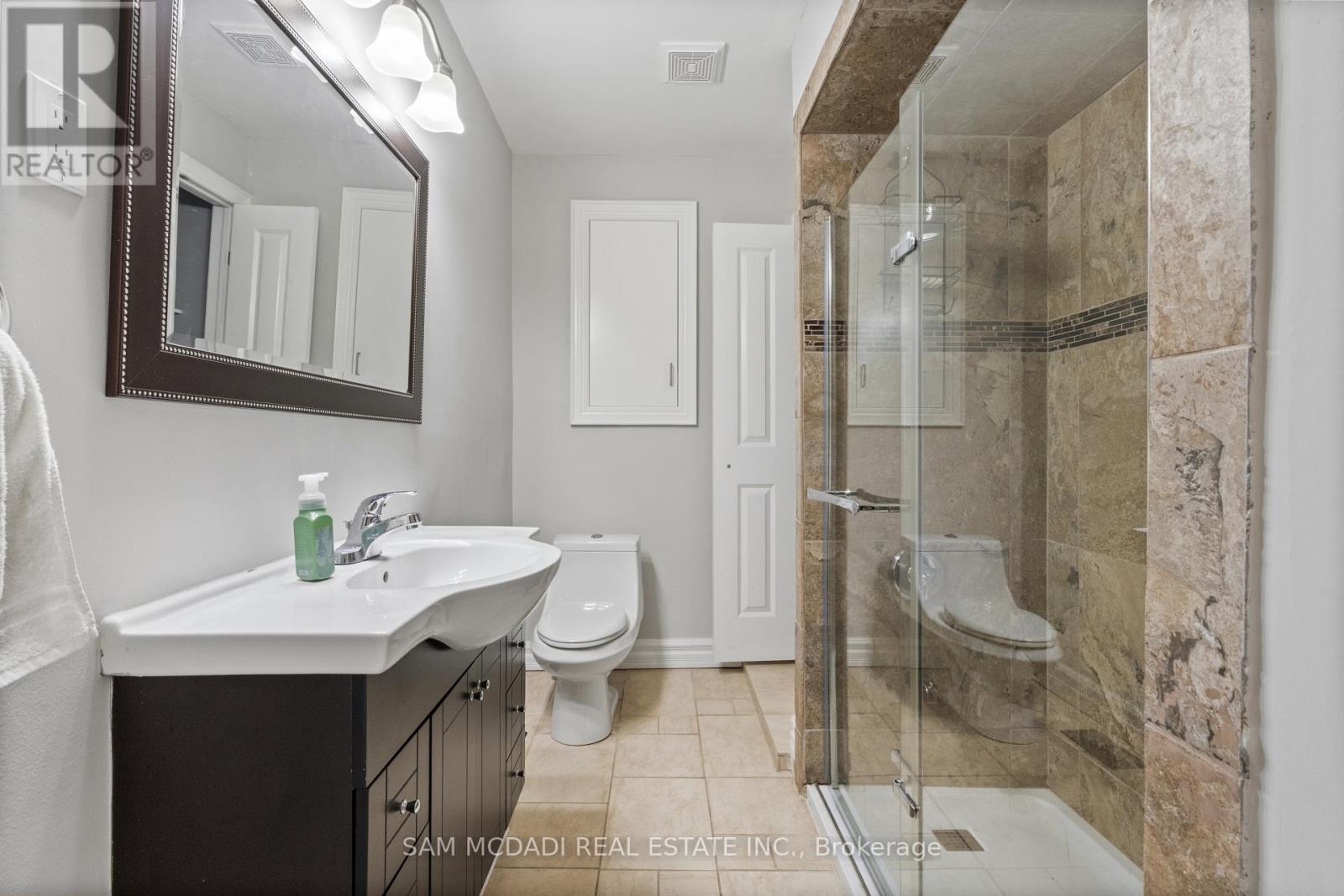1195 CRESTDALE ROAD - 21