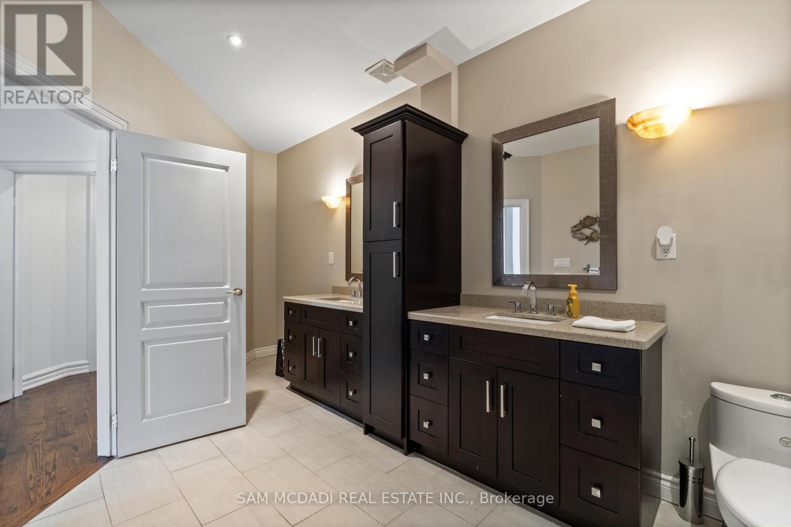 1195 CRESTDALE ROAD - 28