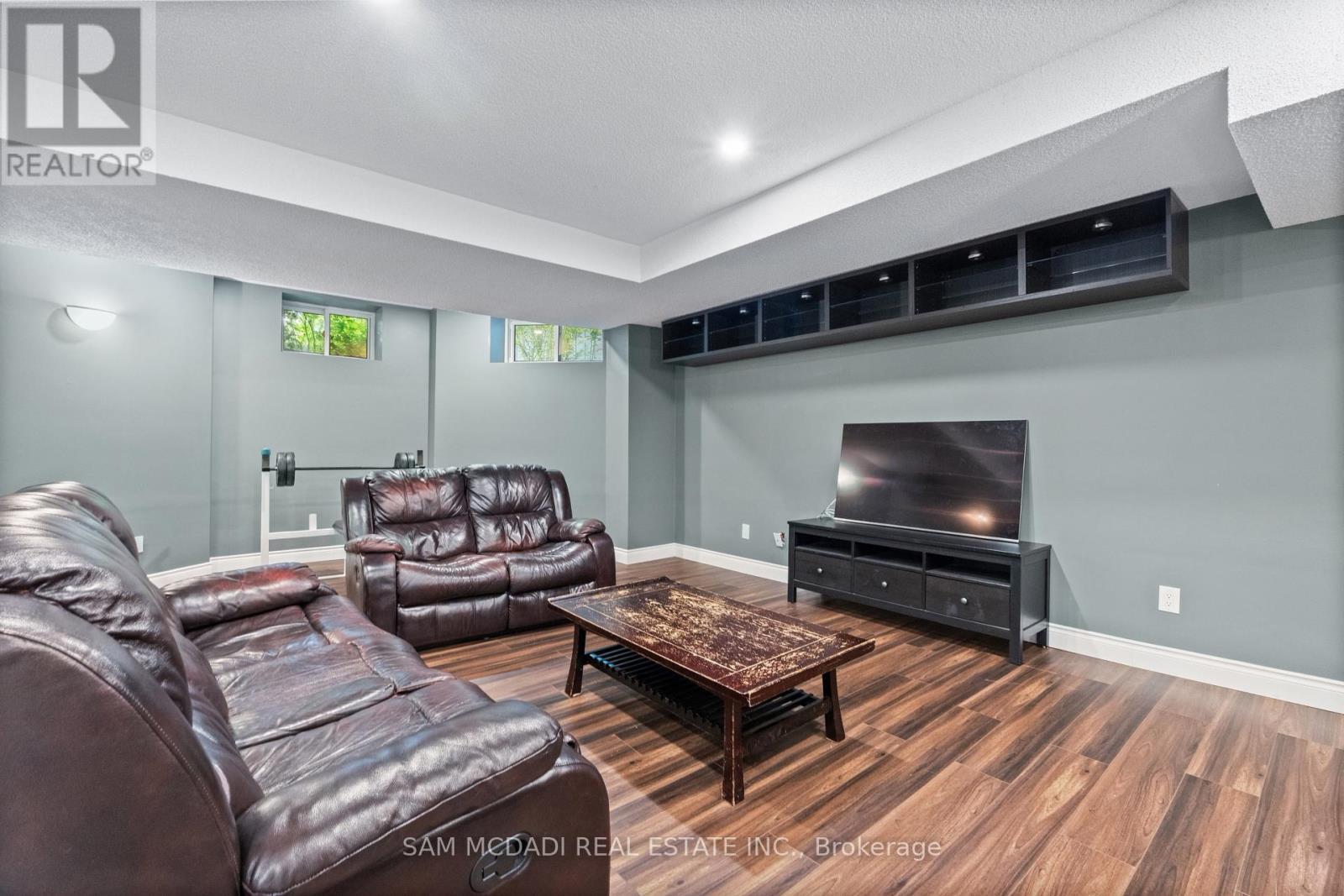 1195 CRESTDALE ROAD - 34