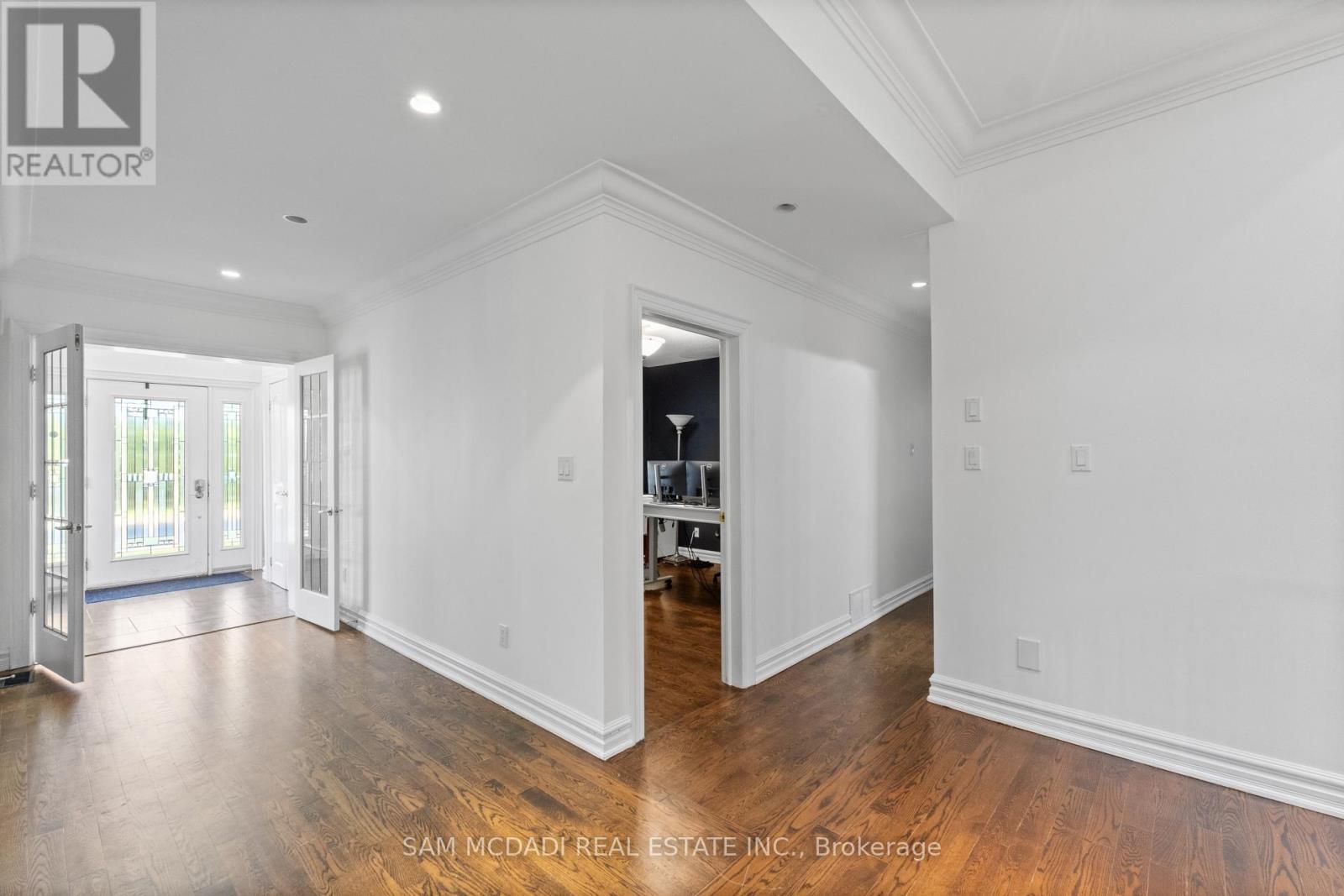 1195 CRESTDALE ROAD - 8