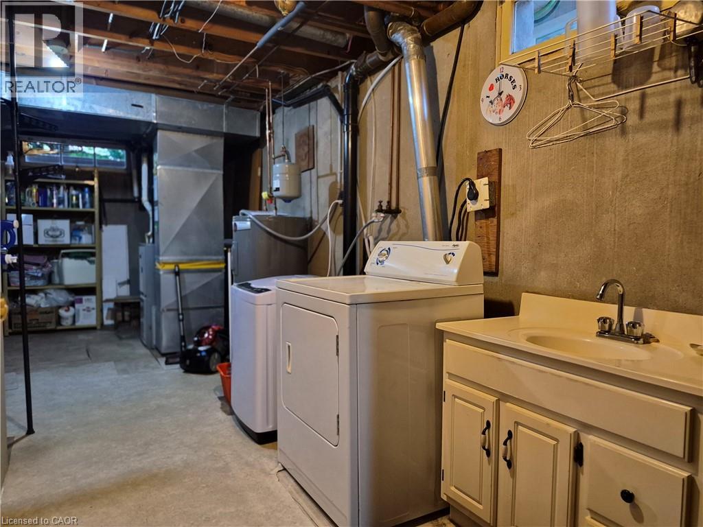 26 MEADOWLARK Road - 17