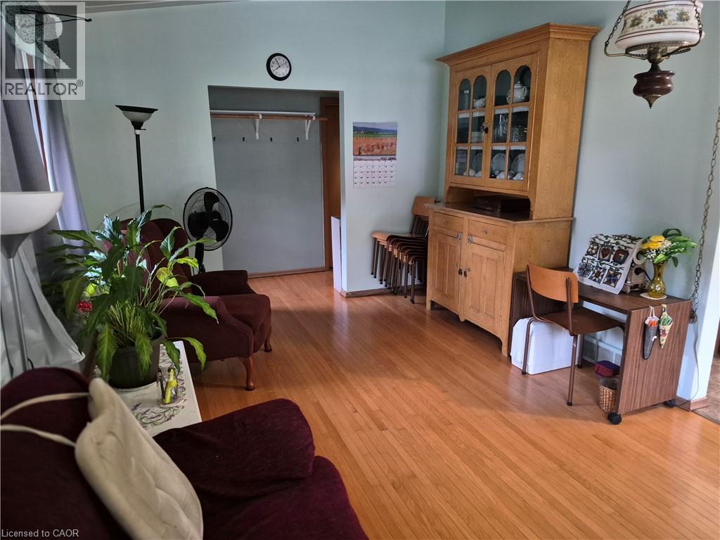 26 MEADOWLARK Road - 22