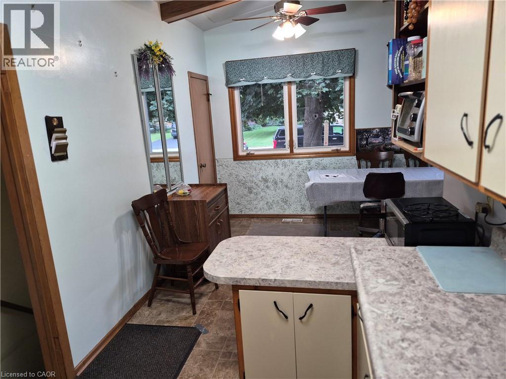 26 MEADOWLARK Road - 3