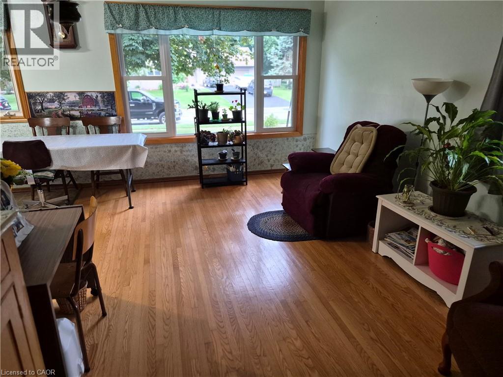 26 MEADOWLARK Road - 7
