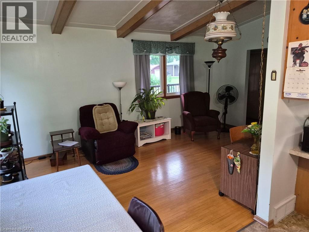 26 MEADOWLARK Road - 9