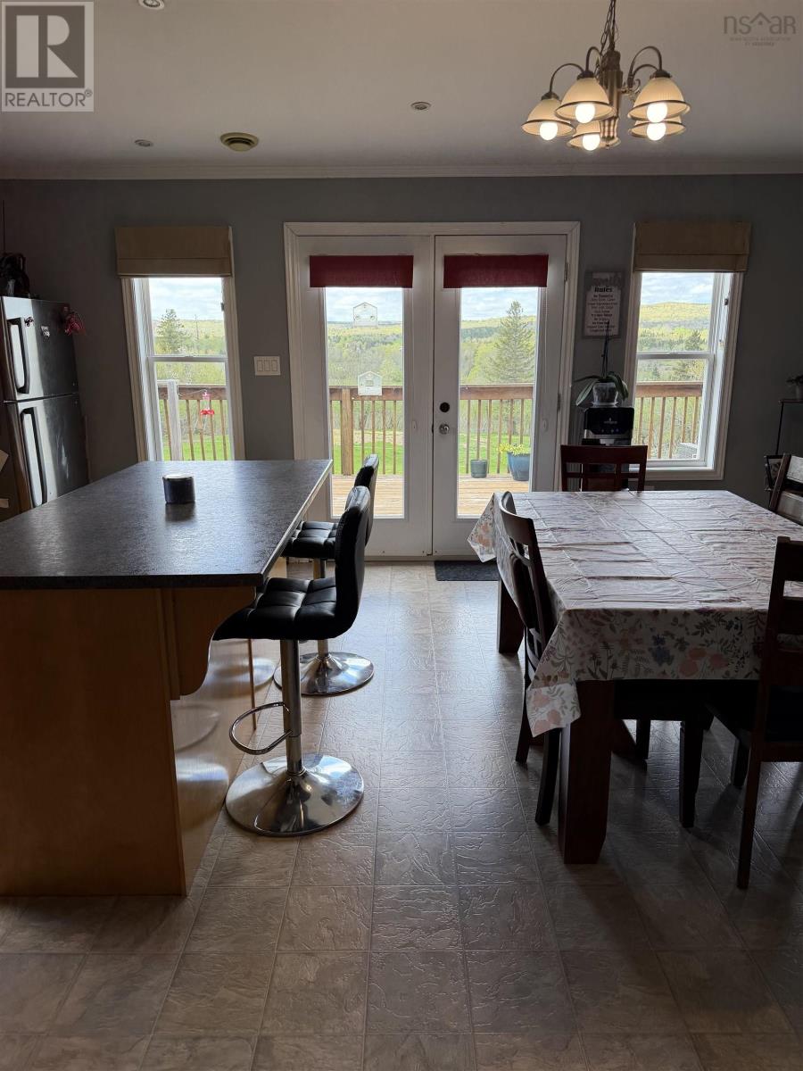 1069 Ohio East Road - 11