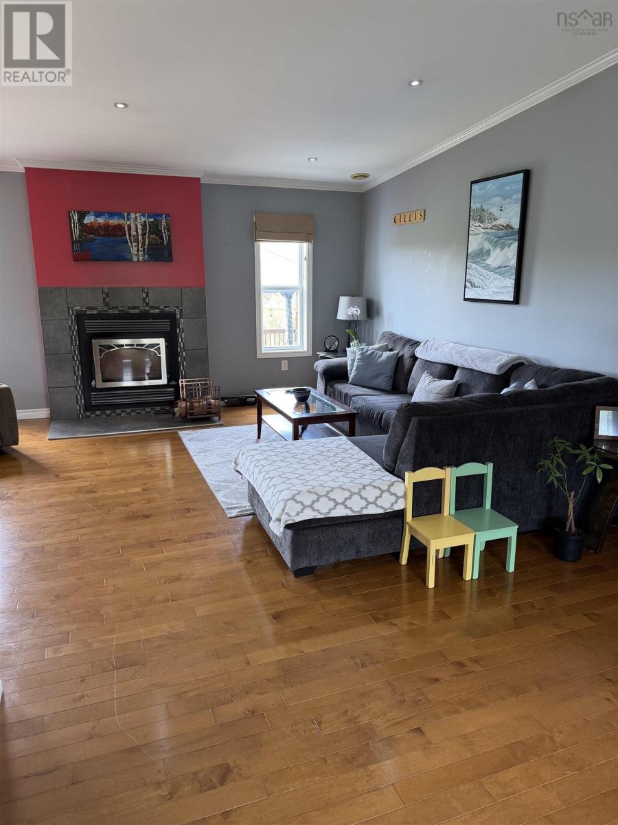 1069 Ohio East Road - 4