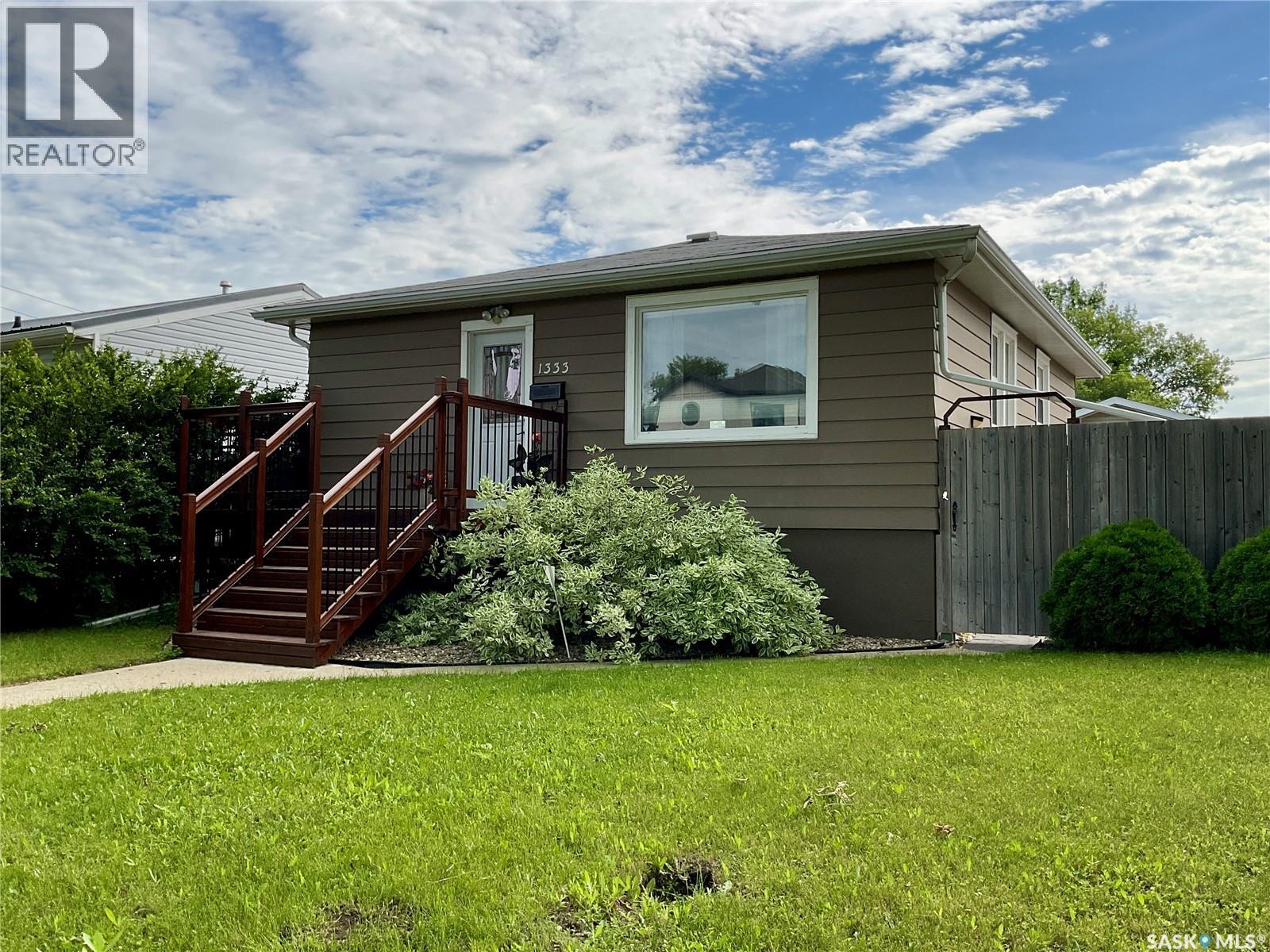 1333 Empress STREET - Image 3