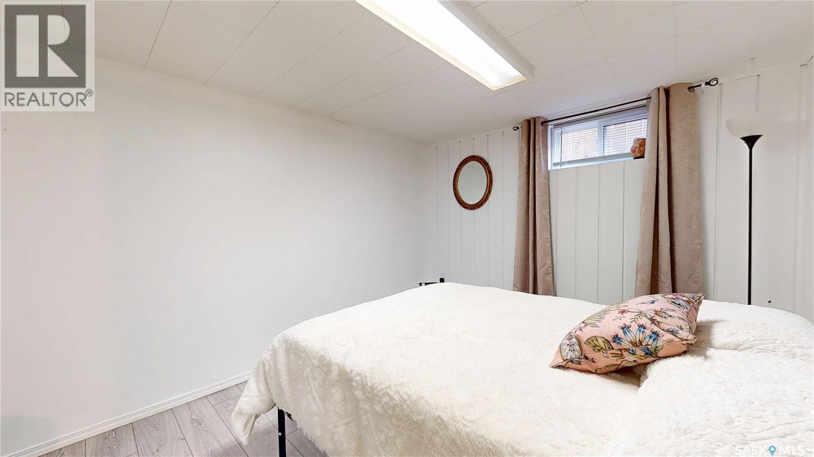 1333 Empress STREET - Image 33