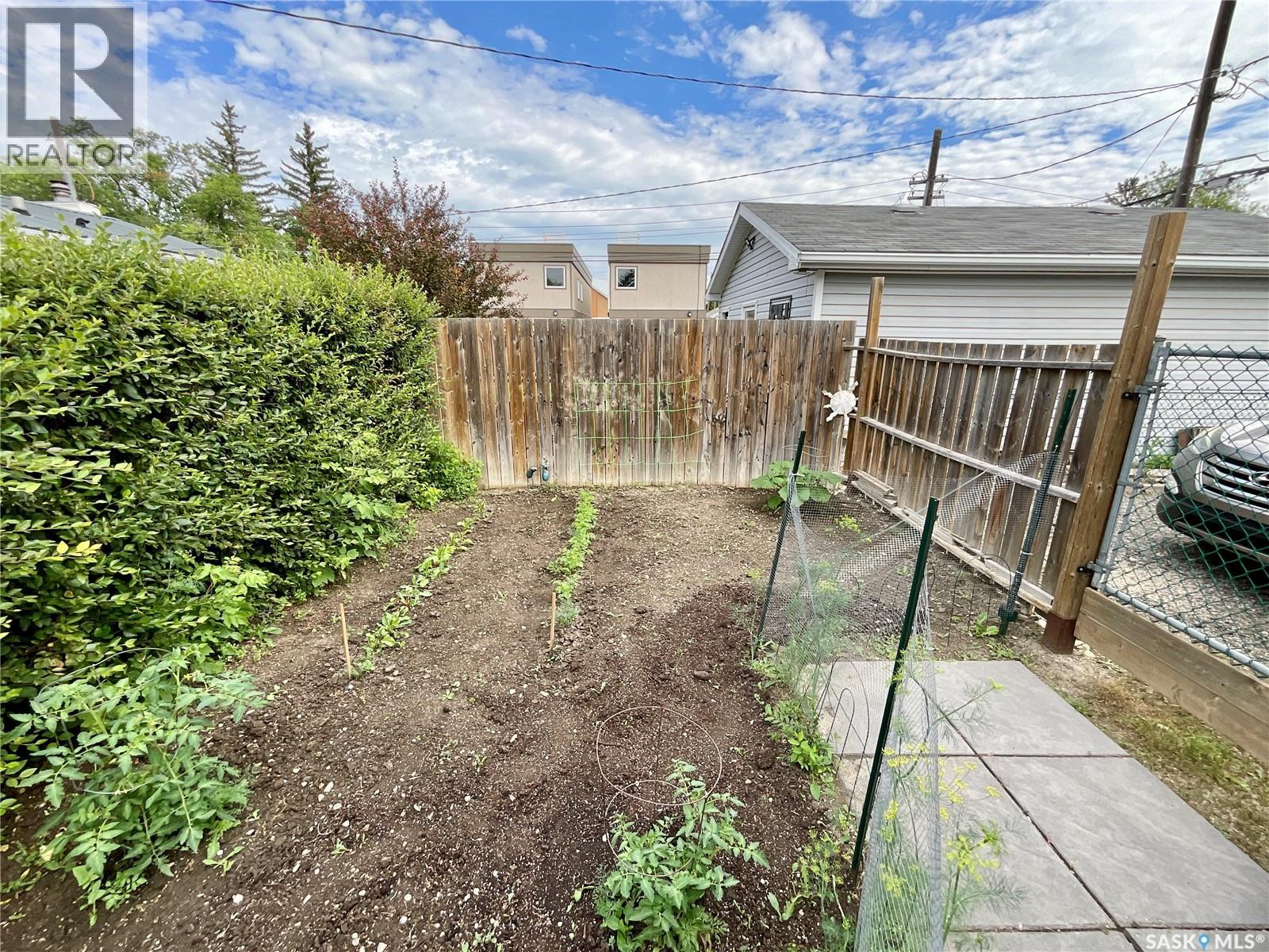 1333 Empress STREET - Image 47