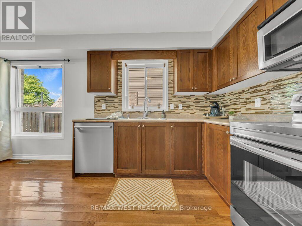 1369 OLD ZELLER DRIVE - 11