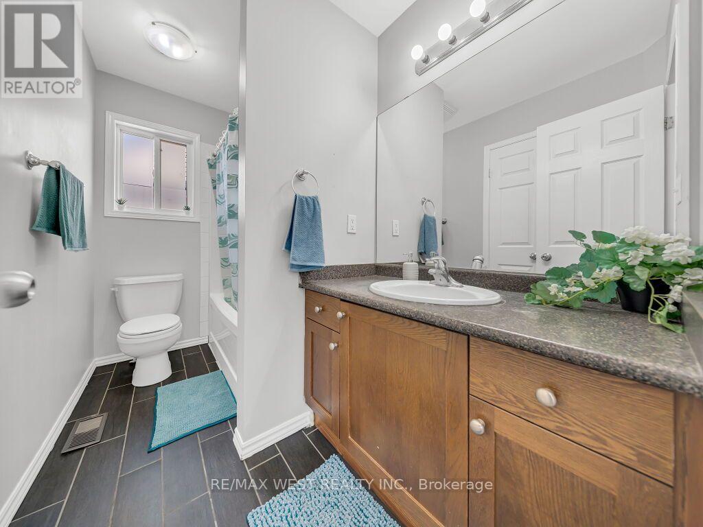 1369 OLD ZELLER DRIVE - 23