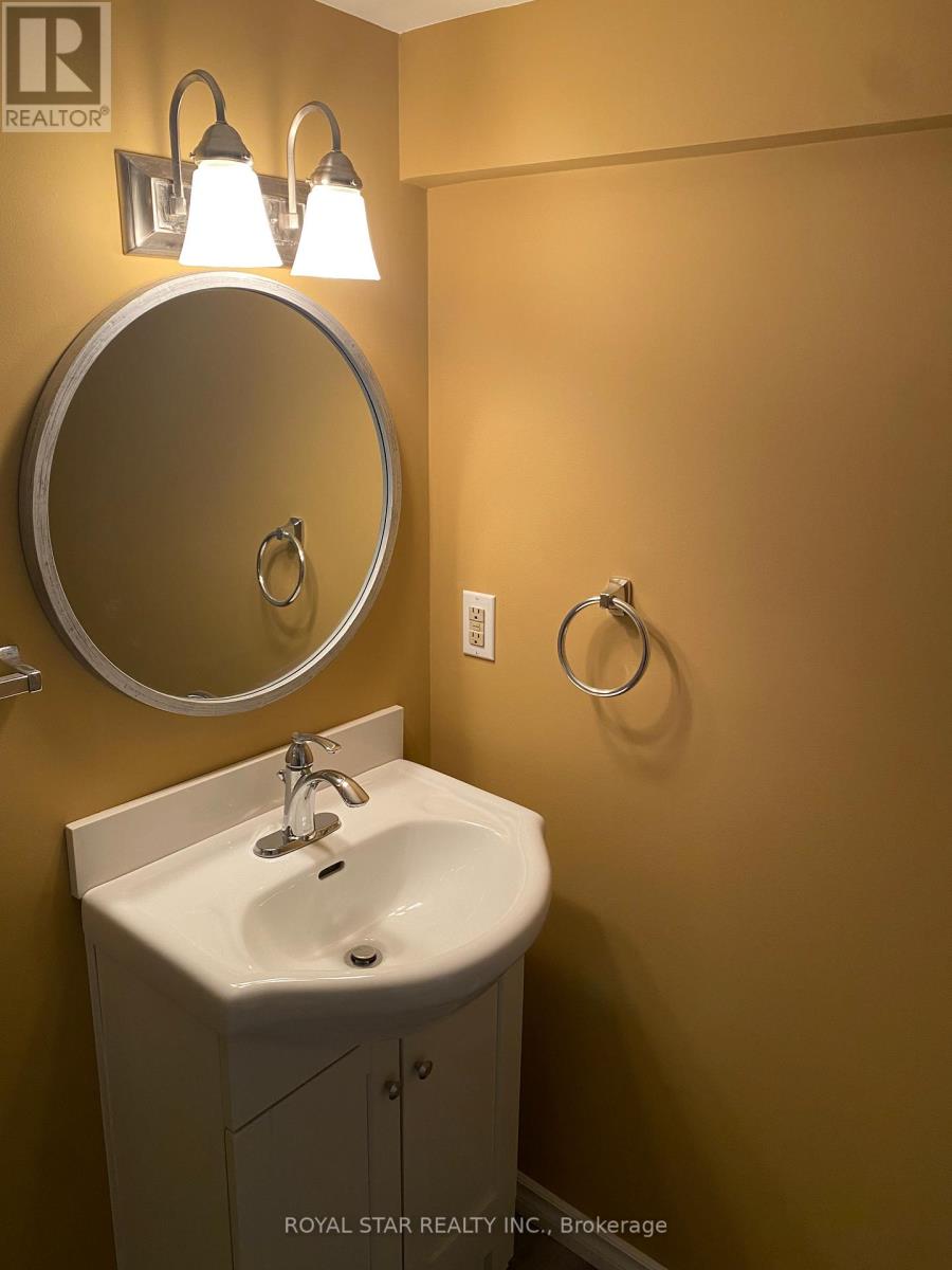 582 GARAFRAXA STREET S - 22