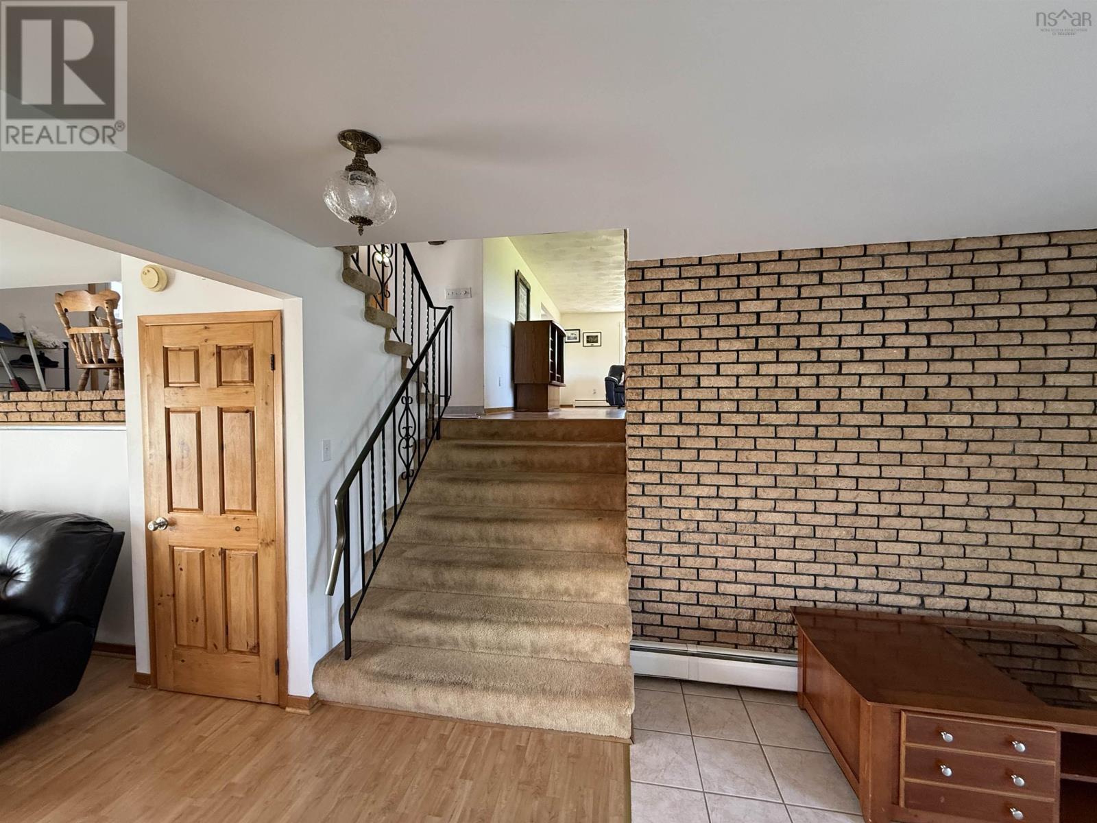 947 Pleasant Valley Rd Road - 11