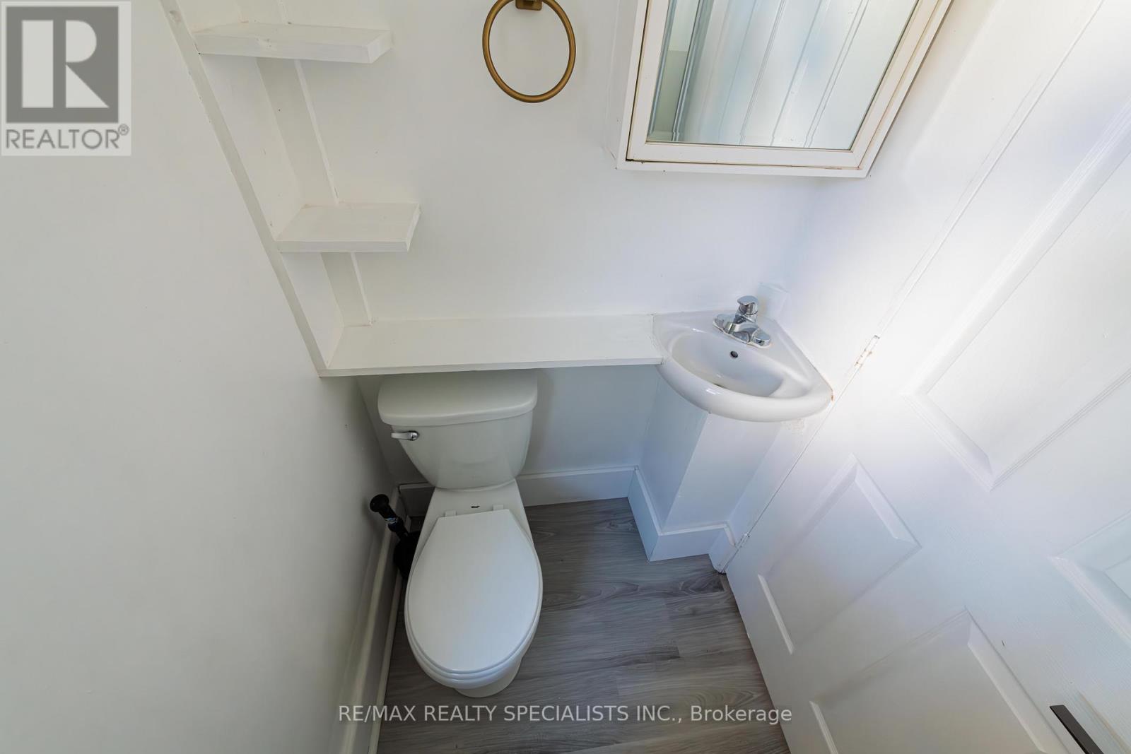 332 ELM AVENUE - 16