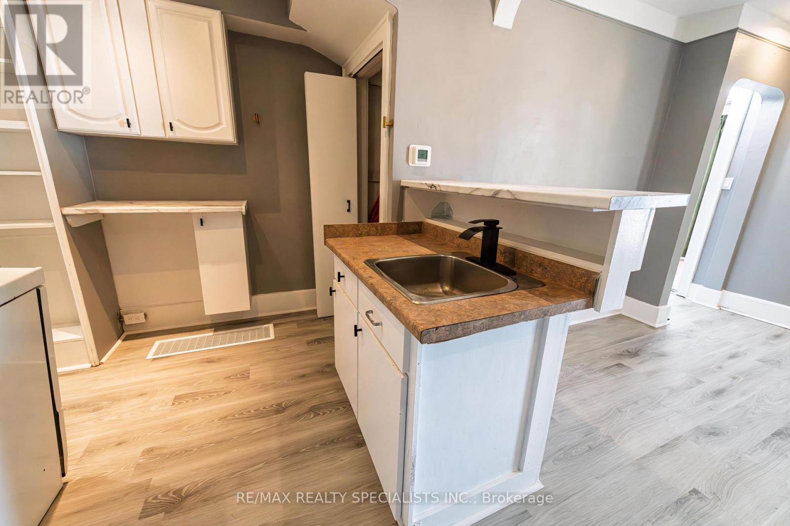 332 ELM AVENUE - 18