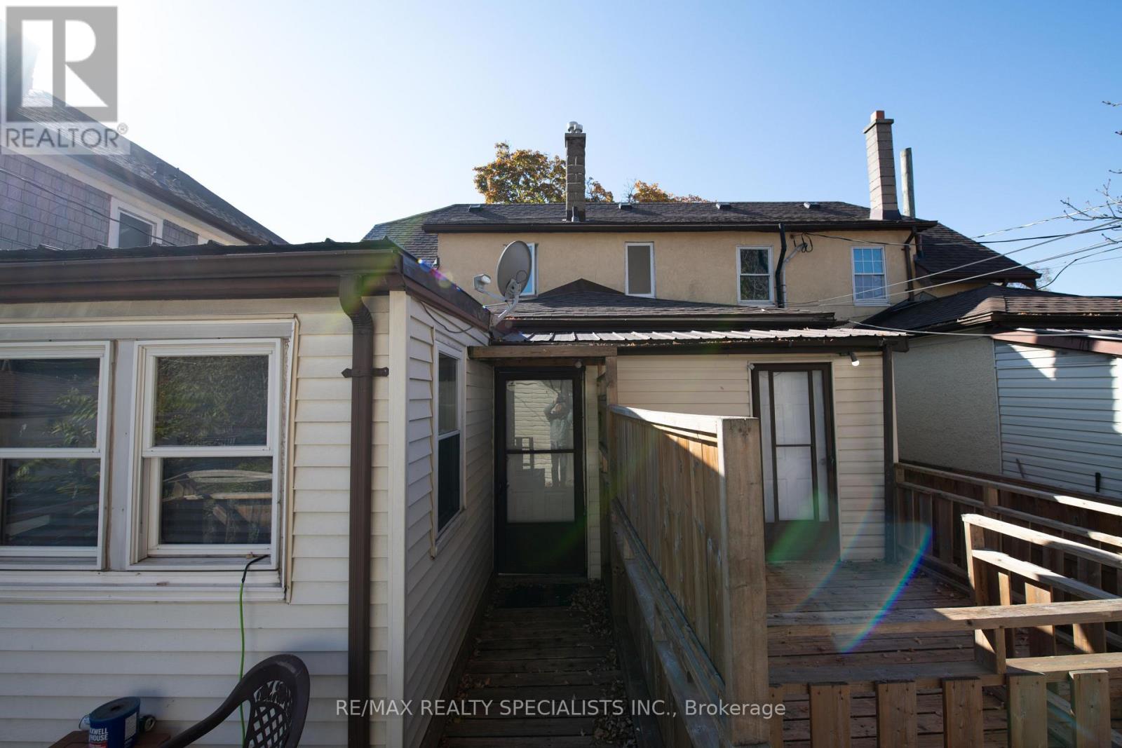 332 ELM AVENUE - 31