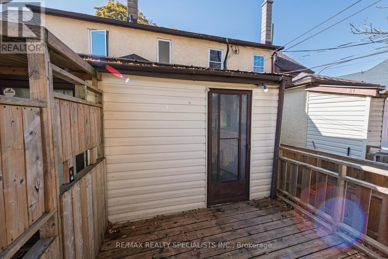 332 ELM AVENUE - 34