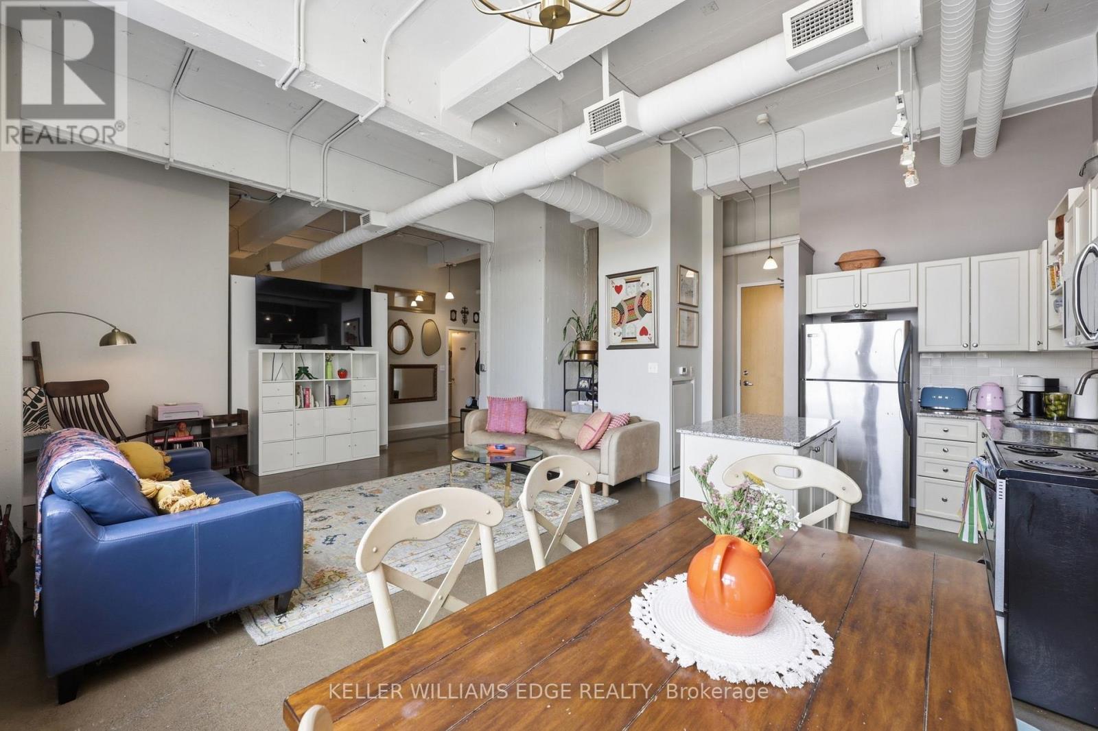 #307 410 KING STREET W - Image 15