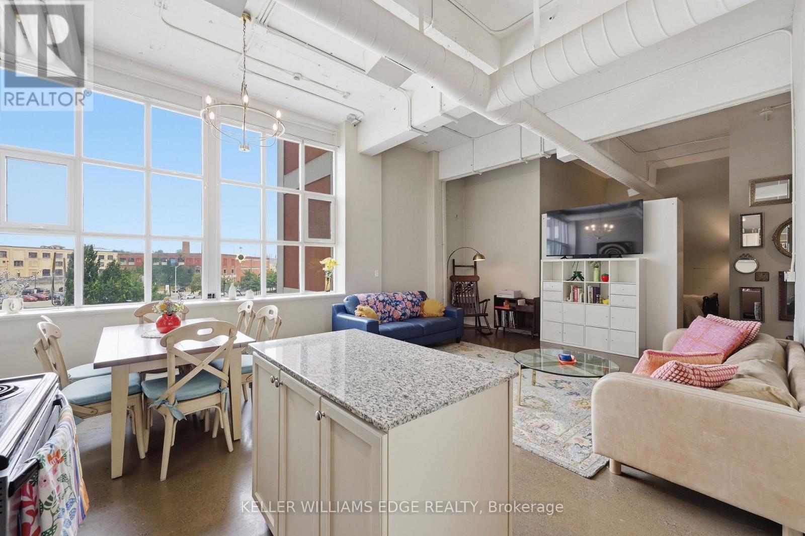 #307 410 KING STREET W - Image 8