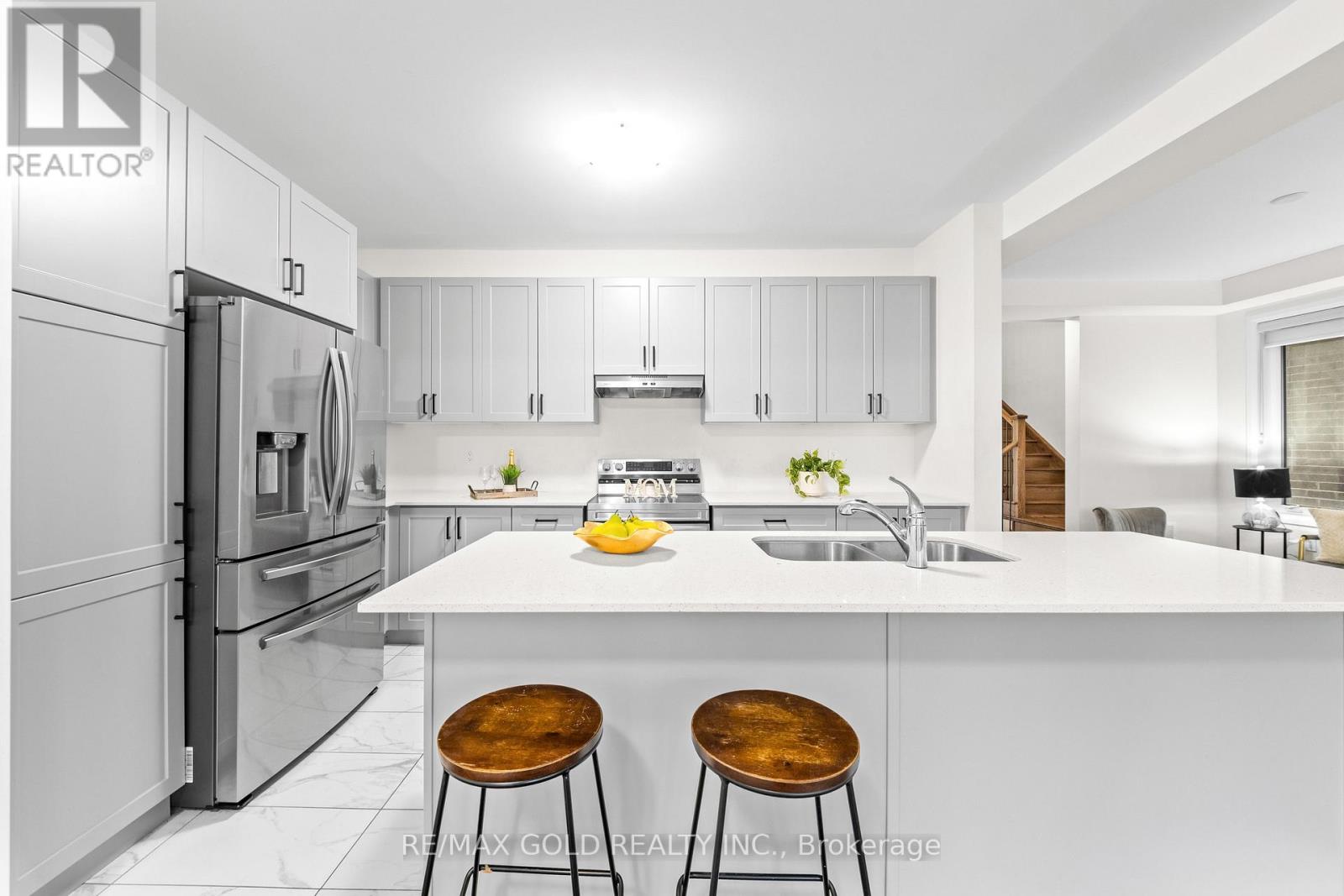 27 SPIERS ROAD - 26