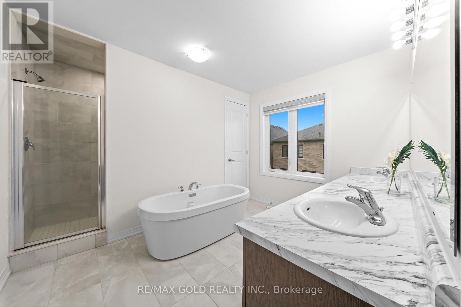 27 SPIERS ROAD - 33
