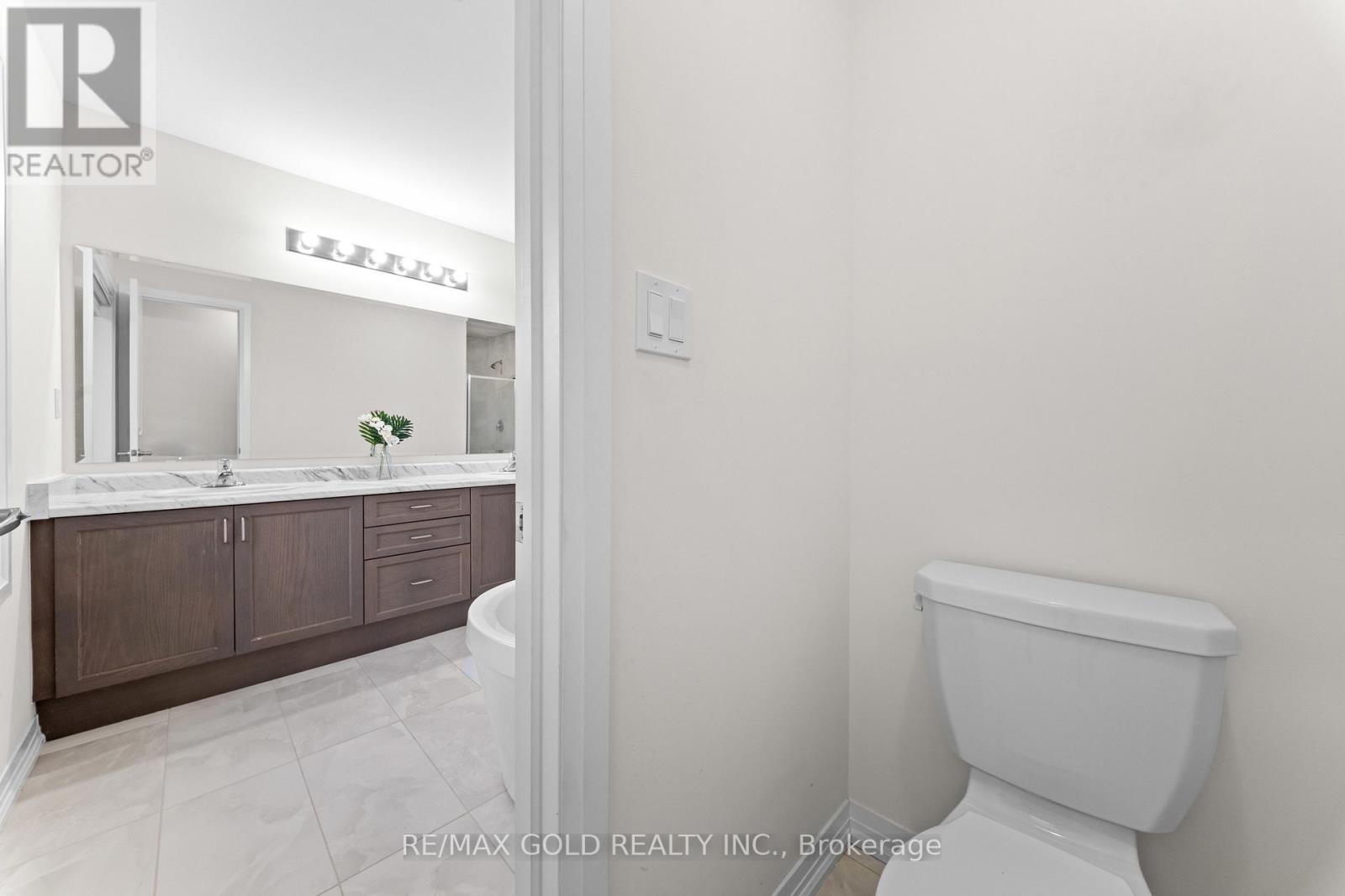 27 SPIERS ROAD - 35