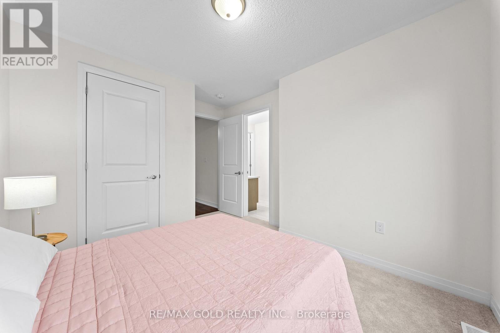 27 SPIERS ROAD - 37