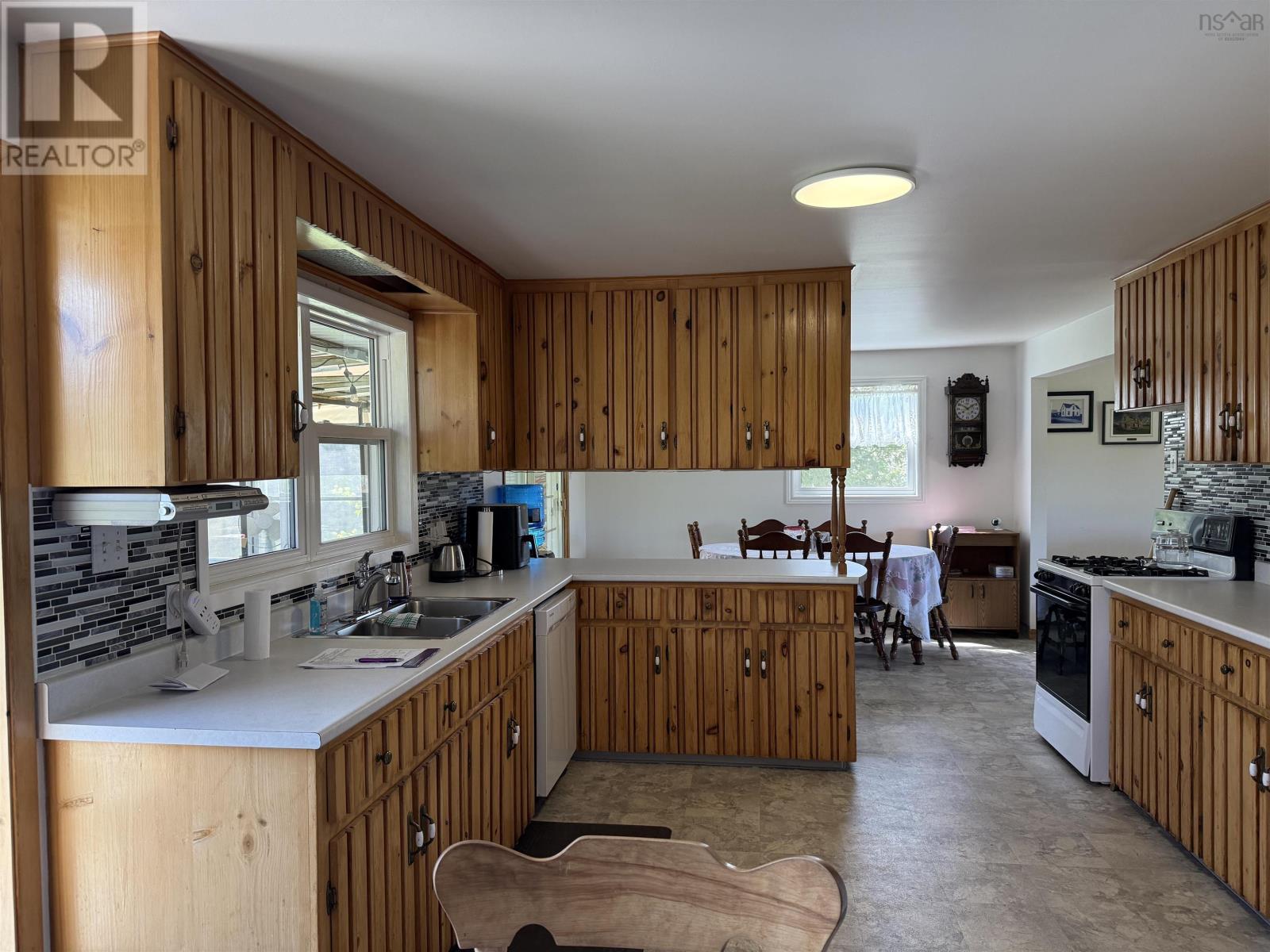 947 Pleasant Valley Rd Road - 16