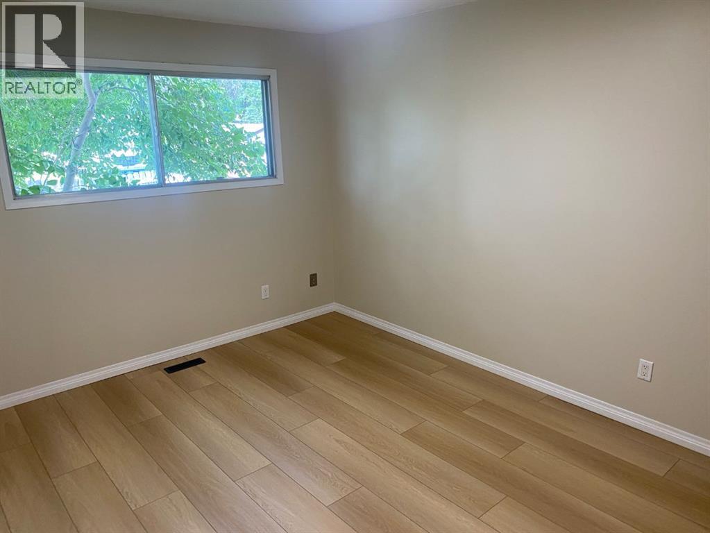 6321-B Enevold Drive - 12