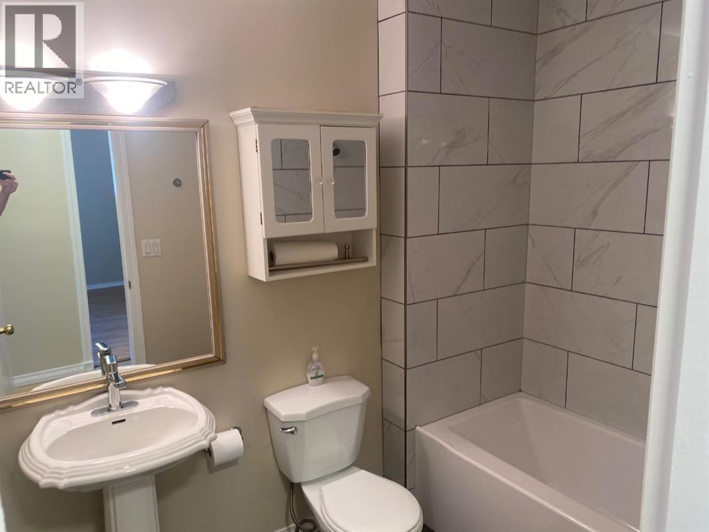 6321-B Enevold Drive - 11