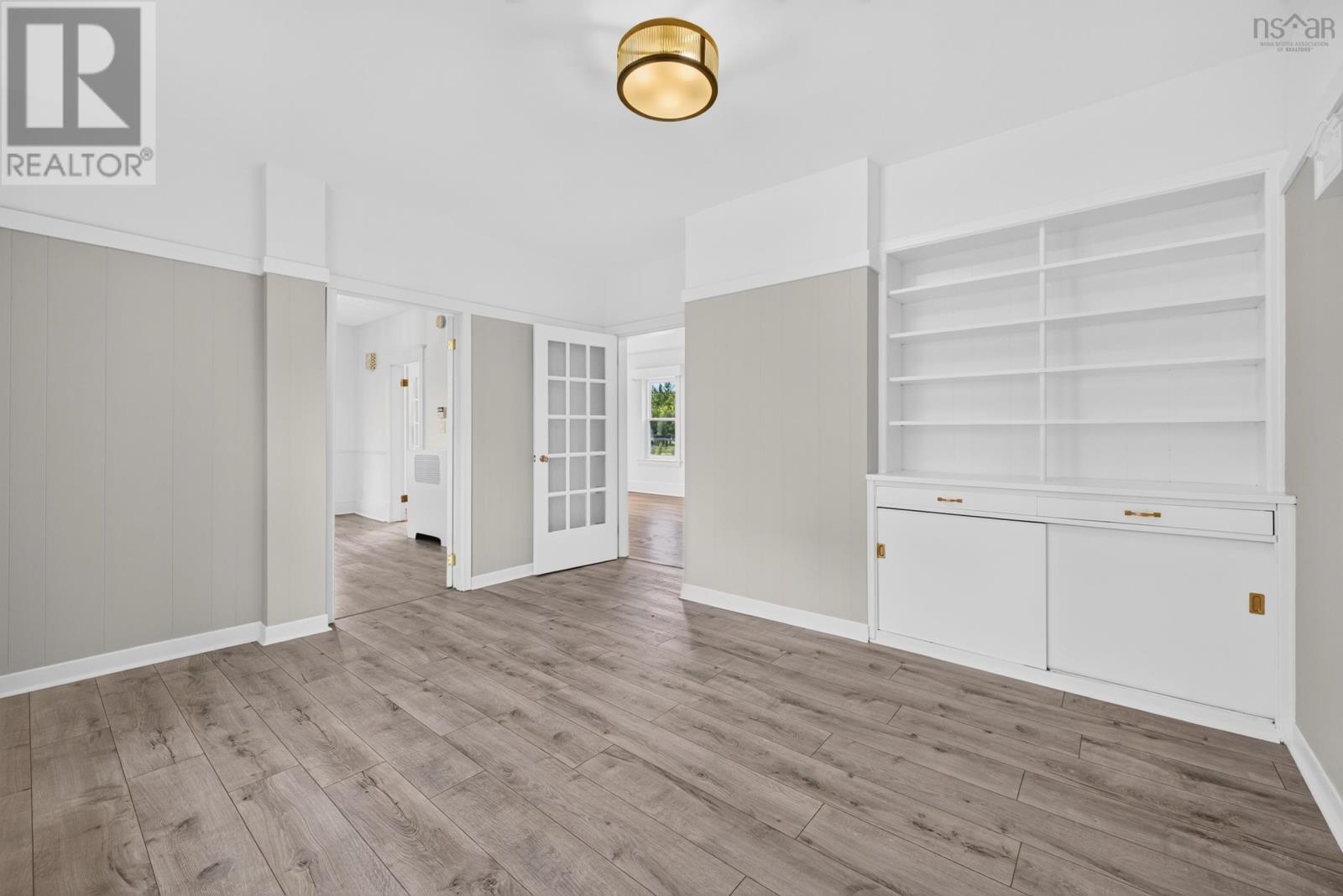 1637 NORTH MAIN Street - 13