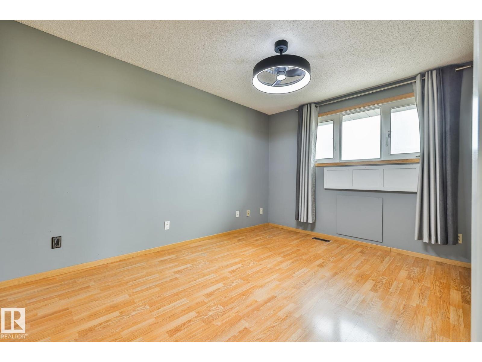 441 WOODVALE RD E NW - 19