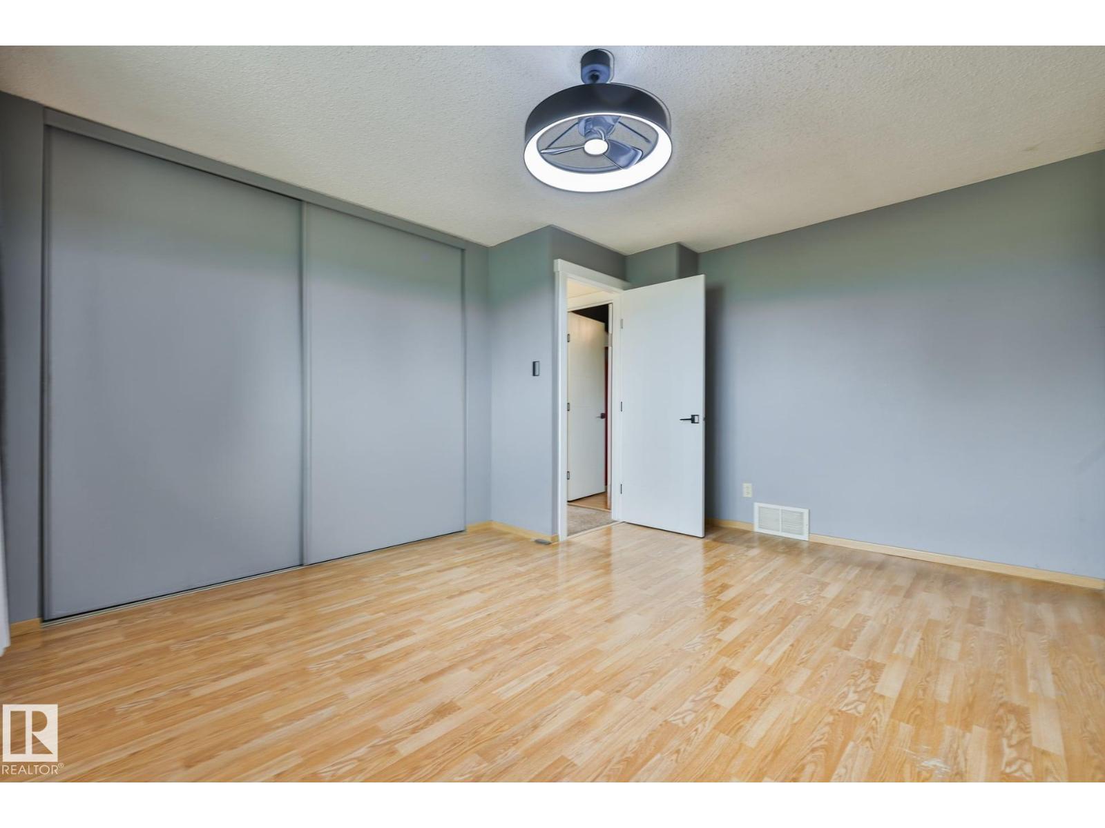 441 WOODVALE RD E NW - 21