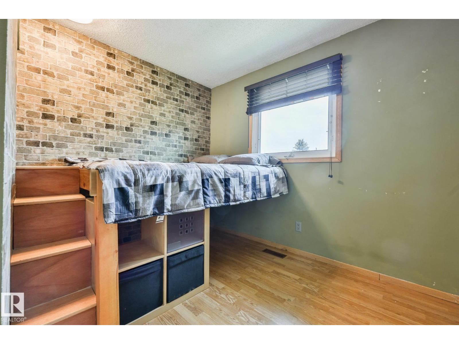441 WOODVALE RD E NW - 24
