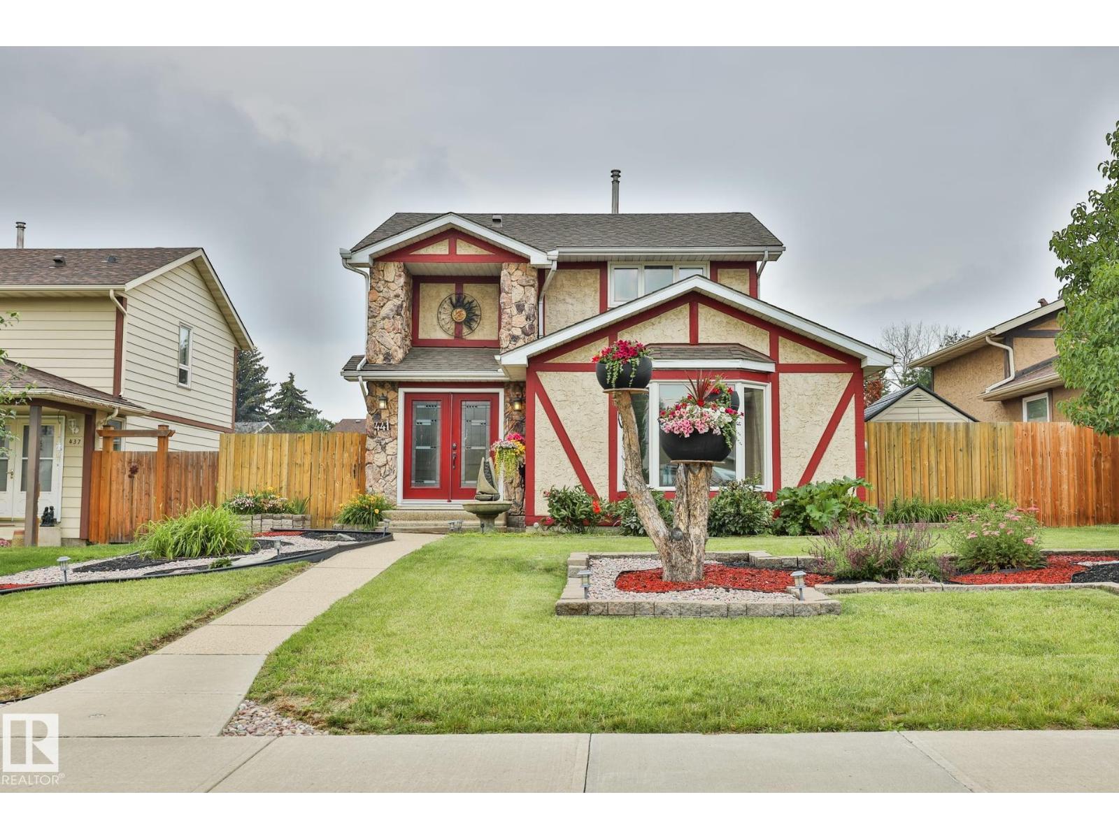 441 WOODVALE RD E NW - 2