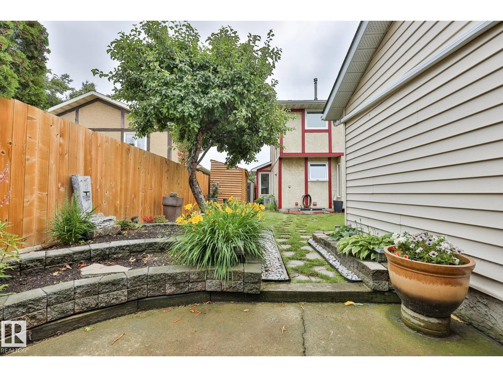441 WOODVALE RD E NW - 39