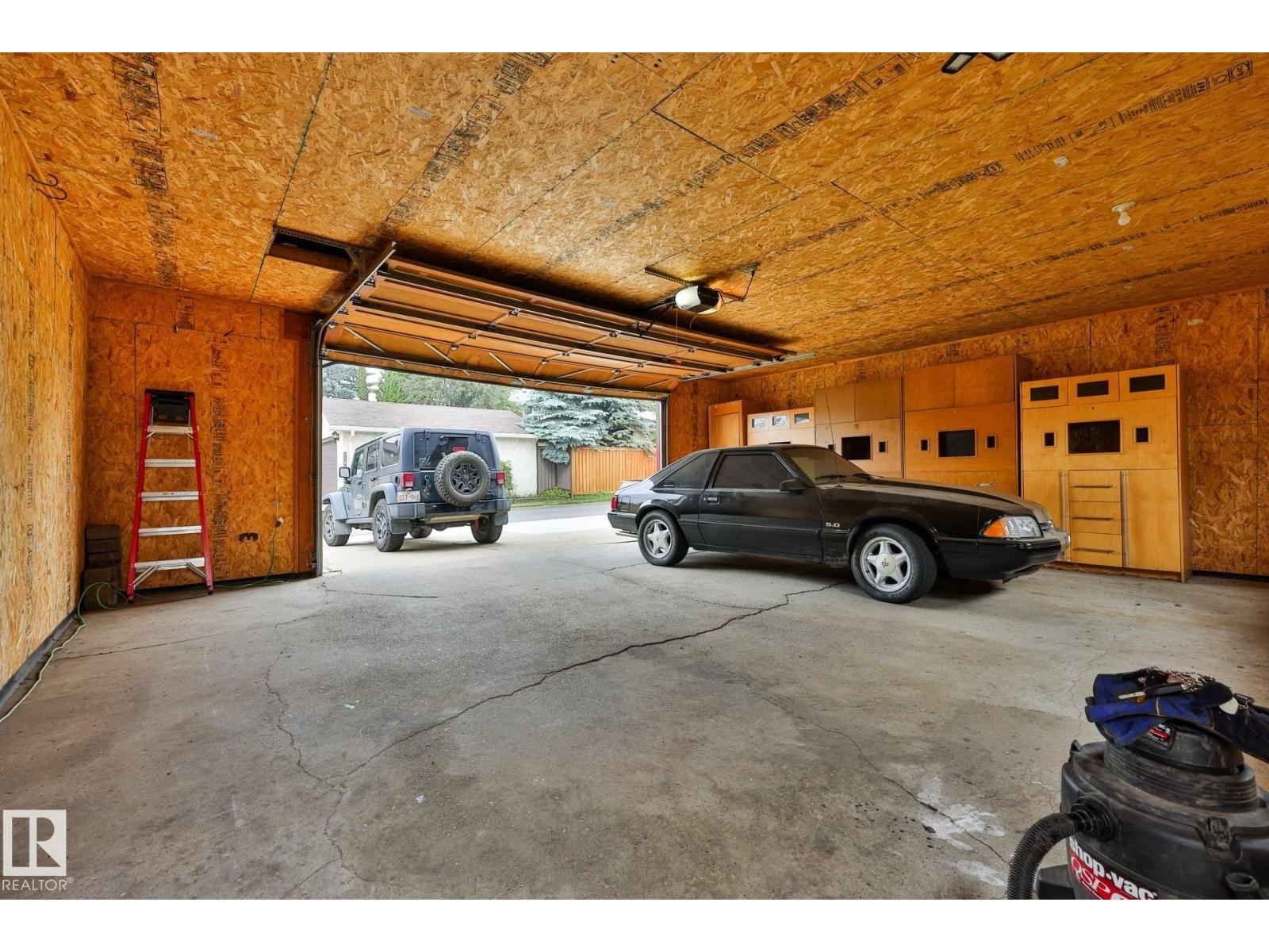 441 WOODVALE RD E NW - 43