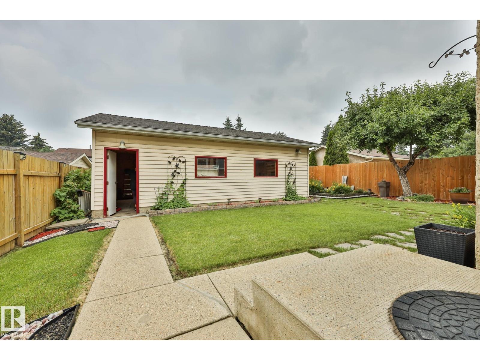 441 WOODVALE RD E NW - 37