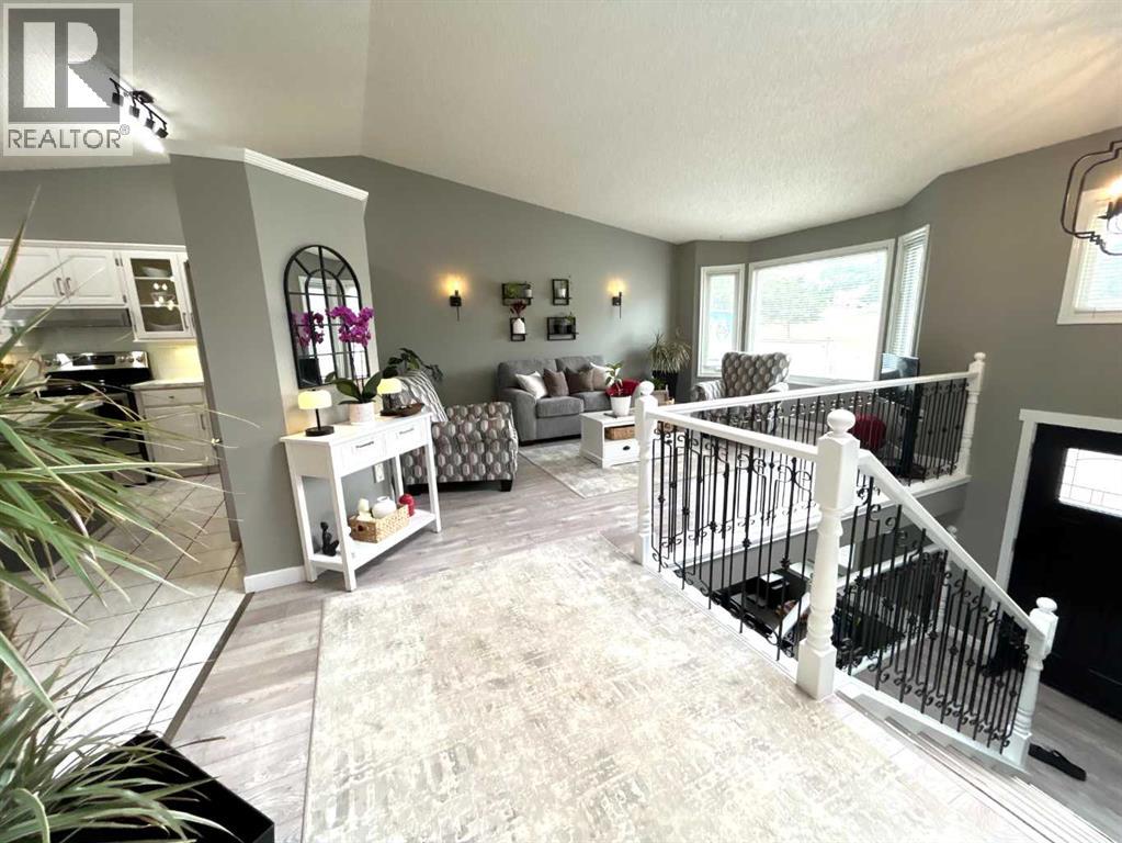 1332 17 Street SE - 15