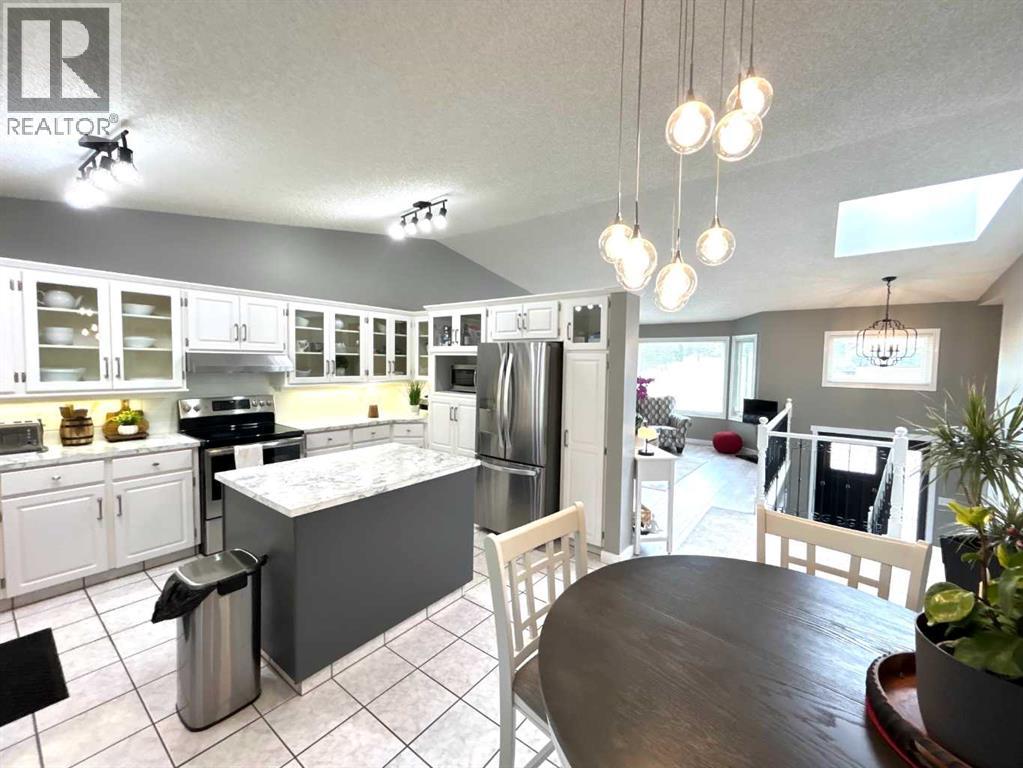 1332 17 Street SE - 9