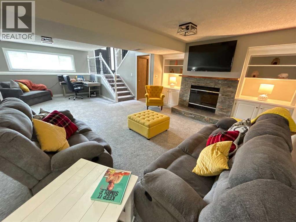1332 17 Street SE - 27
